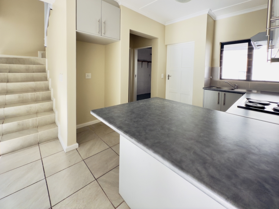 2 Bedroom Property for Sale in Onrus Western Cape